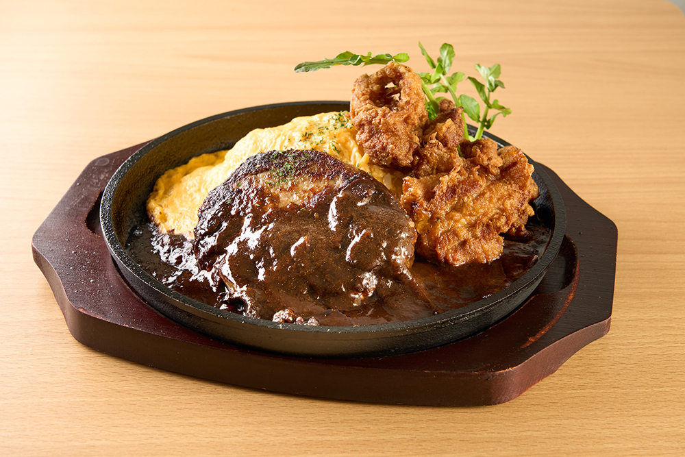 ハンバーグ&唐揚げオム